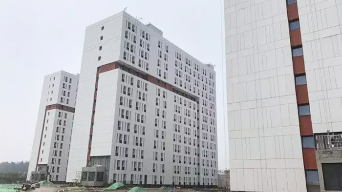 中航信科技園壁山通體板項目